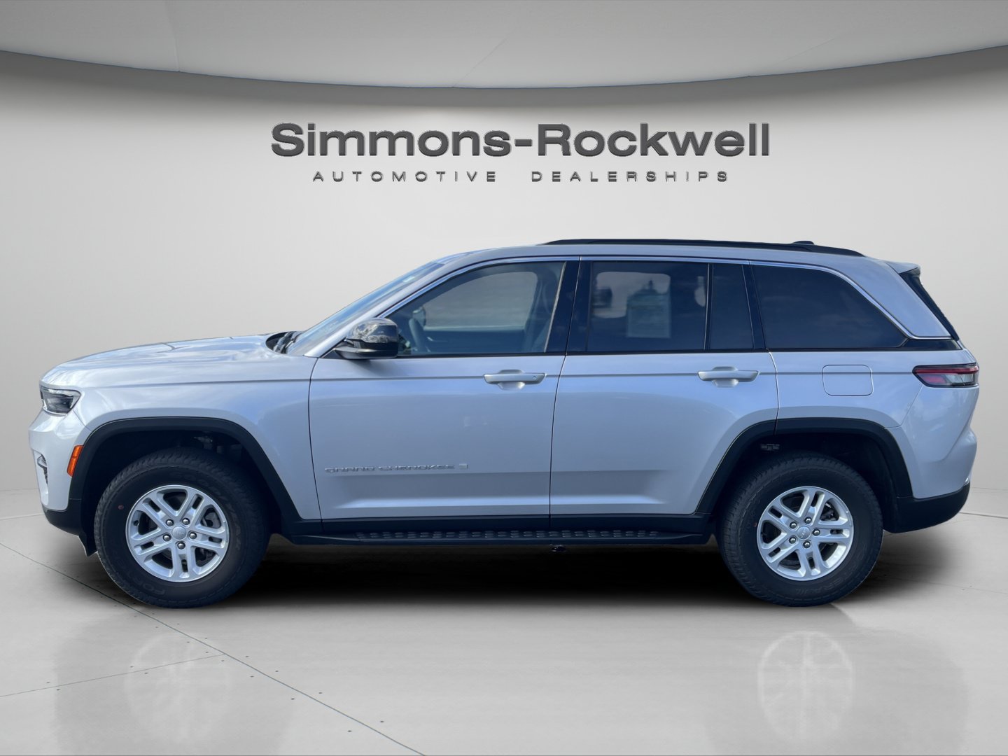 jeep grand cherokee 2025 1C4RJHAG0SC297383 image jeep grand cherokee 2025 1C4RJHAG0SC297383 image